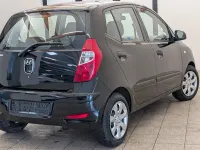 Gebraucht Hyundai i10 69 PS (50 kW) 2011 Schwarz Kleinwagen