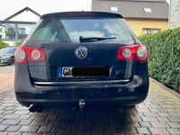 Gebraucht VW Passat Highline 140 PS (102 kW) 2008 Schwarz Kombi