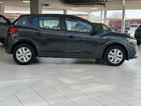 Gebraucht Dacia Sandero 101 PS (74 kW) 2021 Grau Kleinwagen