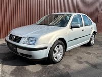 Gebraucht VW Bora 105 PS (77 kW) 1999 Grau Limousine