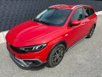 Gebraucht Fiat Tipo Cross 101 PS (74 kW) 2022 Rot Kombi