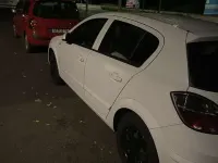 Gebraucht Opel Astra Edition 90 PS (66 kW) 2008 Weiß Kleinwagen