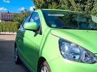 Gebraucht Mitsubishi Space Star Plus 80 PS (58 kW) 2015 Grün Limousine