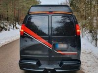 Używany Chevrolet Express 300 KM (220 kW) 2006 Czarny Minivan