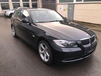 Gebraucht BMW 325 218 PS (160 kW) 2008 Schwarz Kombi
