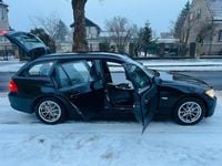 Gebraucht BMW 318 M Sport 143 PS (105 kW) 2012 Schwarz Kombi