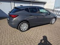 Gebraucht Opel Astra Business 136 PS (100 kW) 2016 Braun Limousine