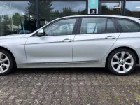 Gebraucht BMW 330 Advantage 258 PS (189 kW) 2016 Glaciersilber metallic Kombi