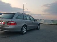 Gebraucht Mercedes 220 150 PS (110 kW) 2006 Gold Kombi