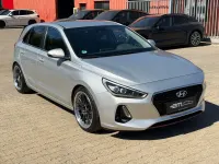 Second-hand Hyundai i30 120 CP (88 kW) 2017 Argintiu Berlinǎ