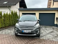 Usado Ford Kuga Trend 150 HP (110 kW) 2017 Cinzento SUV