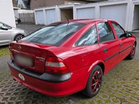 Gebraucht Opel Vectra 101 PS (74 kW) 1997 Rot Limousine