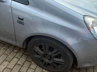 Gebraucht Opel Corsa Innovation 80 PS (58 kW) 2009 Silber Kleinwagen