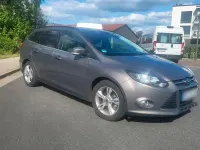 Gebraucht Ford Focus 101 PS (74 kW) 2013 Grau Kombi