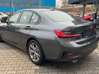 Gebraucht BMW 320 Sport Line 190 PS (139 kW) 2019 Mineralgrau metallic Limousine