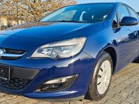 Gebraucht Opel Astra Selection 116 PS (85 kW) 2014 Blau Limousine