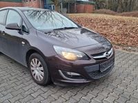 Gebraucht Opel Astra Active 140 PS (102 kW) 2013 Braun Limousine