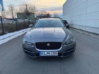 Gebraucht Jaguar XE Prestige 163 PS (119 kW) 2015 Grau Limousine