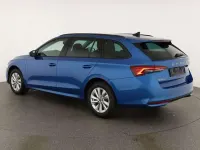 Neu Skoda Octavia Selection 150 PS (110 kW) 2026 Race blau metallic Kombi