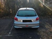 Gebraucht Peugeot 206 75 PS (55 kW) 2007 Kleinwagen