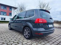 Gebraucht VW Sharan 140 PS (102 kW) 2012 Grau Van / Kleinbus