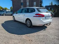 Gebraucht Peugeot 308 Active 131 PS (96 kW) 2019 Weiß Kombi