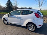 Gebraucht Ford Fiesta SYNC Edition 60 PS (44 kW) 2013 Weiß Kleinwagen