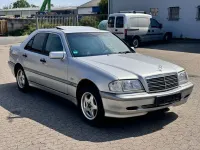 Gebraucht Mercedes C180 122 PS (89 kW) 1998 Silber Limousine