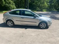 Brugt Ford Focus 80 HK (58 kW) 2006 Sølv Hatchback