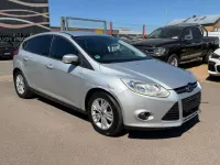 Gebraucht Ford Focus Trend 116 PS (85 kW) 2012 Polarsilber metallic Limousine
