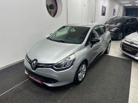 Gebraucht Renault Clio IV Luxe 73 PS (53 kW) 2014 Silber Kleinwagen