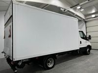 Second-hand Iveco Daily 156 CP (114 kW) 2024 Alb Van