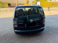 Gebraucht VW Touran 105 PS (77 kW) 2004 Schwarz Van / Kleinbus