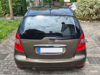 Gebraucht Mercedes A200 Elegance 136 PS (100 kW) 2009 Braun Limousine