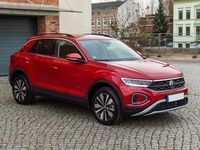 Gebraucht VW T-Roc Move 150 PS (110 kW) 2024 Rot SUV