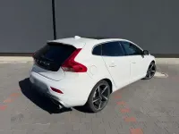 Gebraucht Volvo V40 R-Design 177 PS (130 kW) 2013 Weiß Limousine