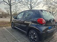 Gebraucht Toyota Aygo 68 PS (50 kW) 2006 Schwarz Kleinwagen