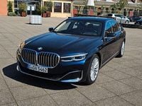Gebraucht BMW 740 Sport Line 340 PS (250 kW) 2019 Blau Limousine