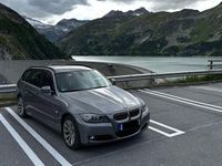 Gebraucht BMW 330 Comfort Edition 245 PS (180 kW) 2010 Grau Kombi