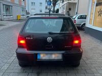 Gebraucht VW Polo 50 PS (36 kW) 2004 Schwarz Kleinwagen