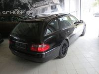 Gebraucht Mercedes E200 Elegance 184 PS (135 kW) 2008 Obsidianschwarz  metalliclack Kombi