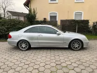 Gebraucht Mercedes CLK220 Avantgarde 150 PS (110 kW) 2007 Silber Coupé