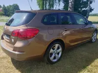 Używany Opel Astra Edition 140 KM (102 kW) 2015 Brązowy Kombi