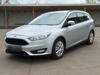 Gebraucht Ford Focus Business Edition 125 PS (91 kW) 2014 Silber Kombi
