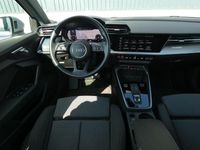 Gebraucht Audi A3 Sport 150 PS (110 kW) 2020 Florettsilber Limousine