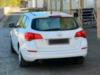 Używany Opel Astra 140 KM (102 kW) 2012 Biały Kombi