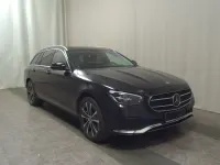 Gebraucht Mercedes E300 Avantgarde 306 PS (225 kW) 2022 Schwarz Limousine