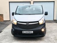 Usata Opel Vivaro 2015 Argento Monovolume