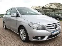 Gebraucht Mercedes B180 122 PS (89 kW) 2013 Silber Kleinwagen