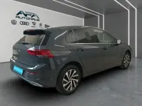 Gebraucht VW Golf VIII Style 204 PS (150 kW) 2022 Grau Limousine